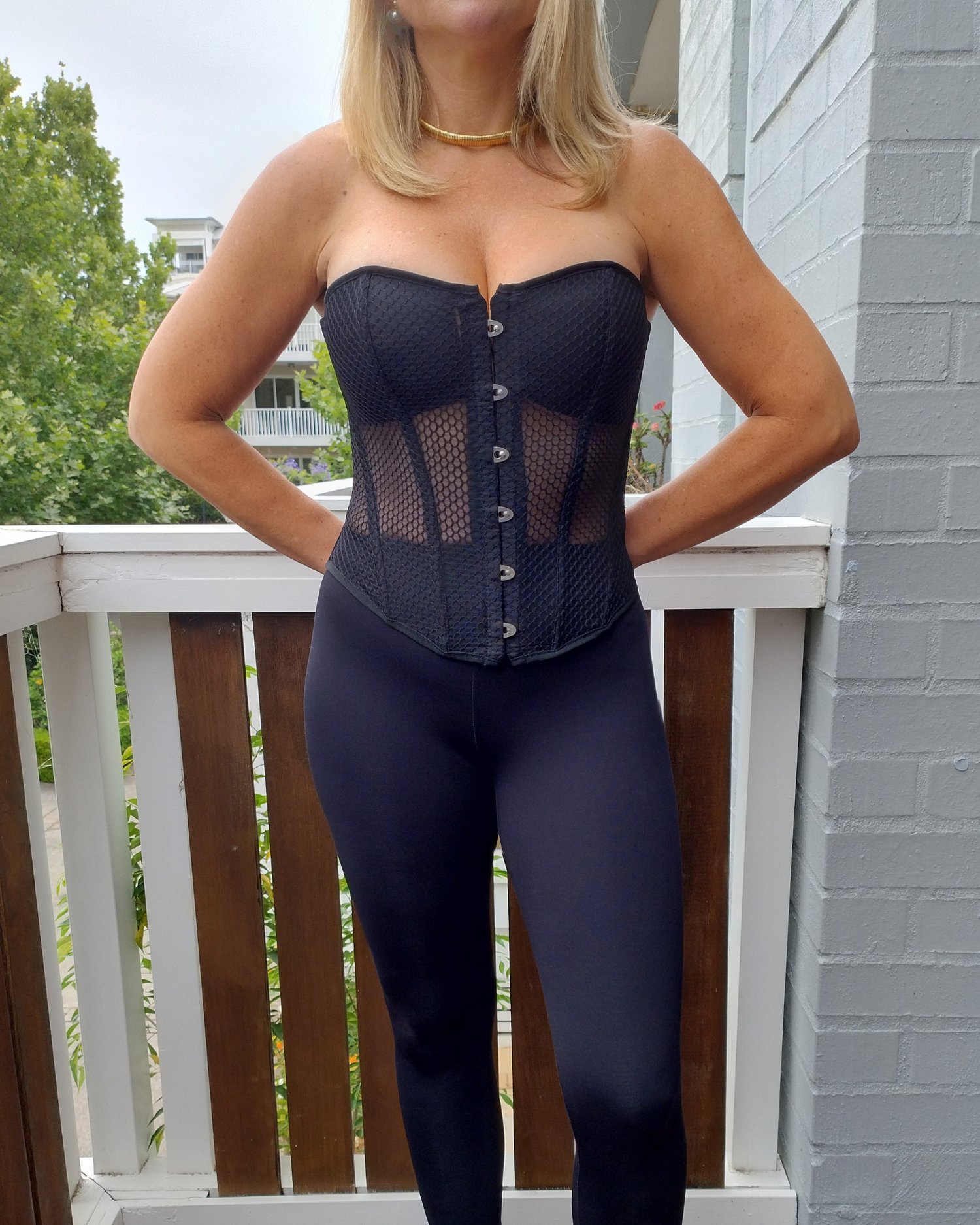 Core Trainer Front Clip Mesh Corset