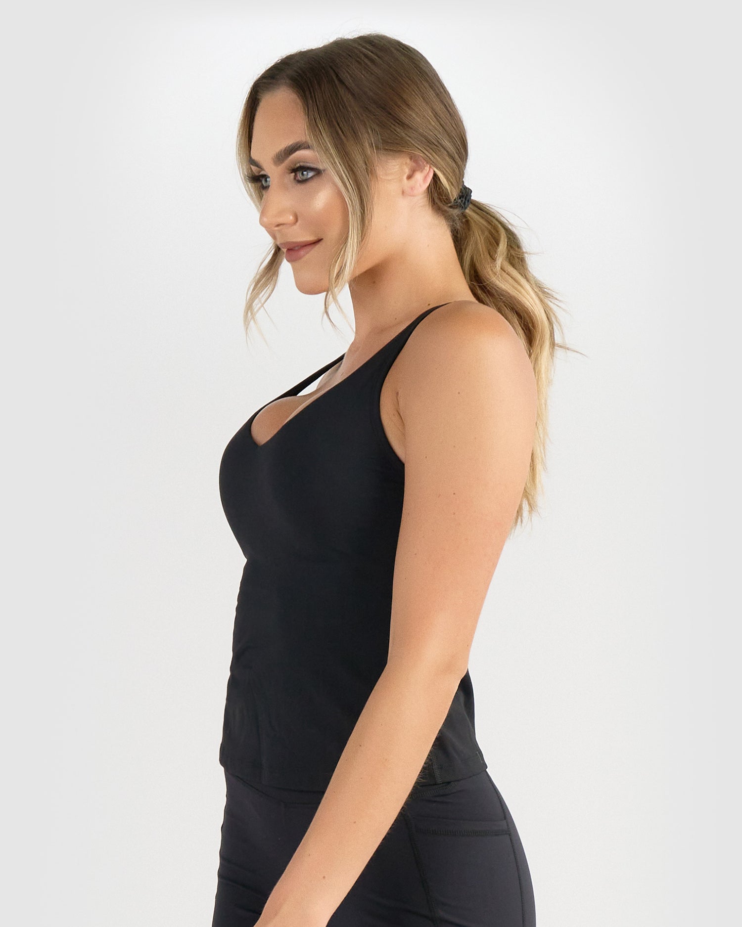 Core Trainer Dani Longline Tank Black