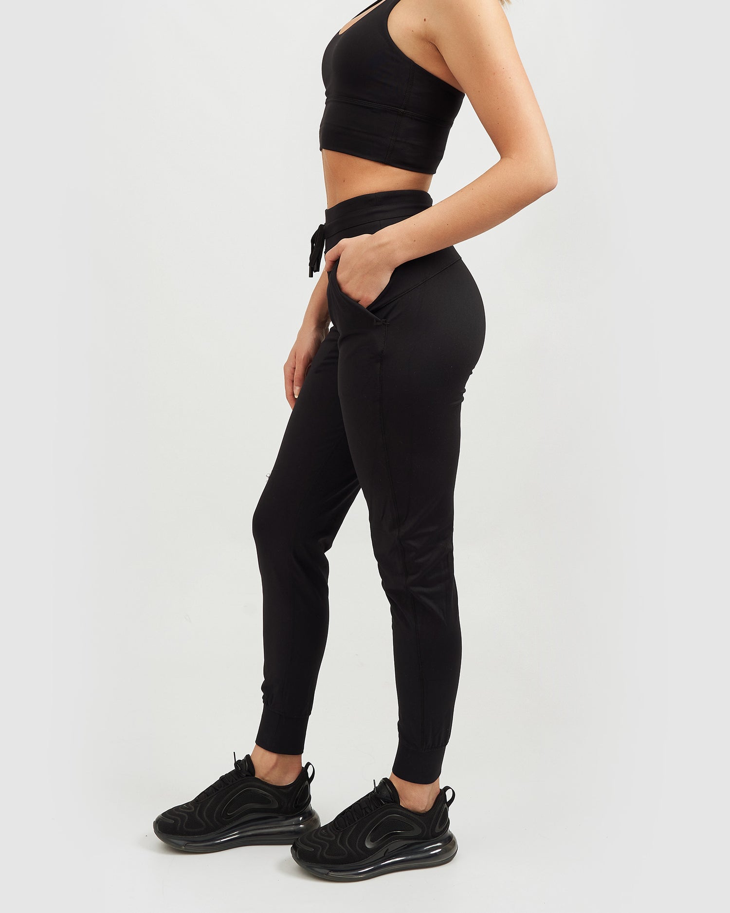 Core Trainer Lara Lounge Active Joggers Black