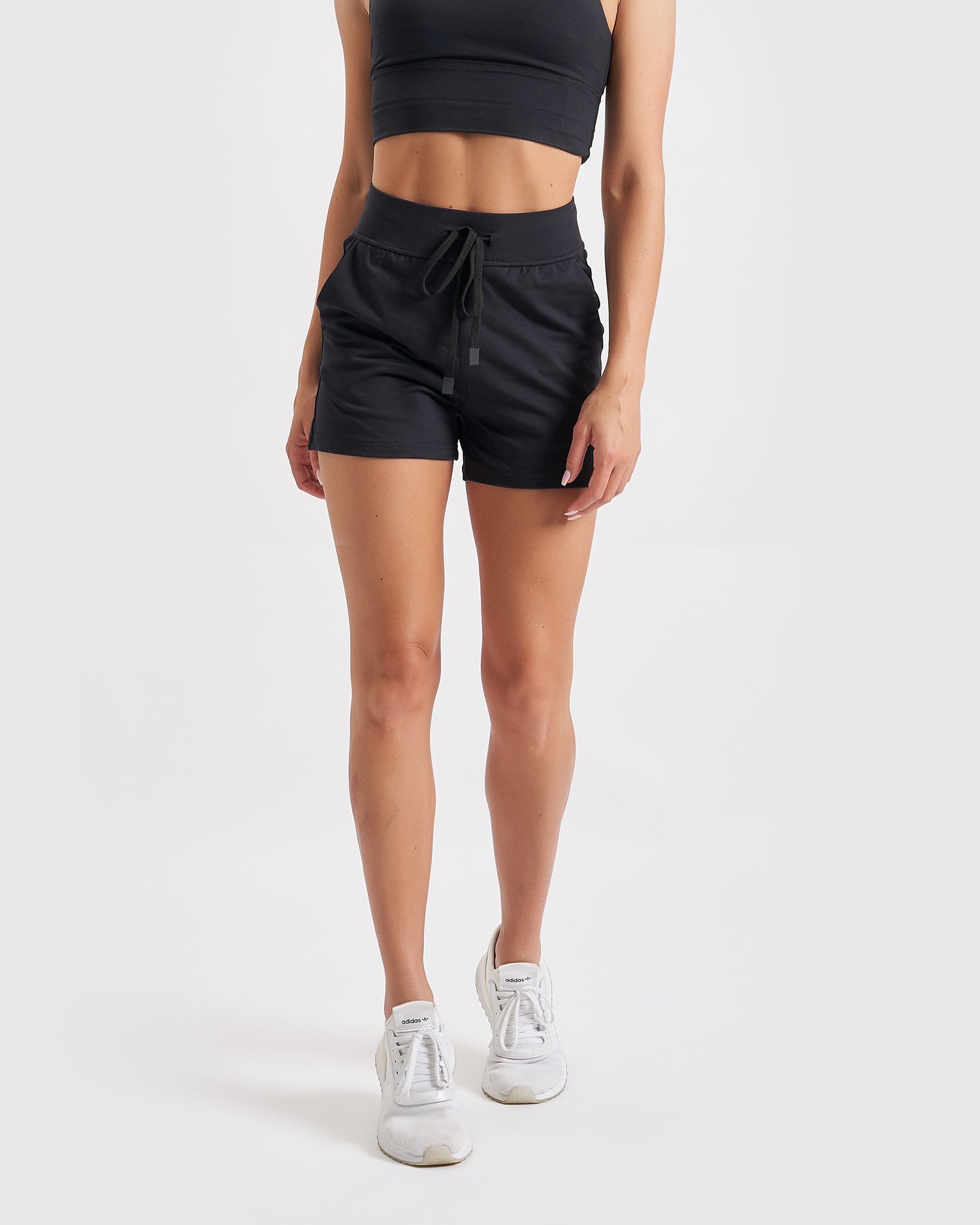 Core Trainer Lara Active Walk Shorts Black